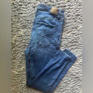 American eagle skinny jeans, women!